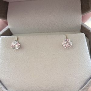 14k Solid White Gold Stud earrings with AAAAA CZ's, 7mm.
